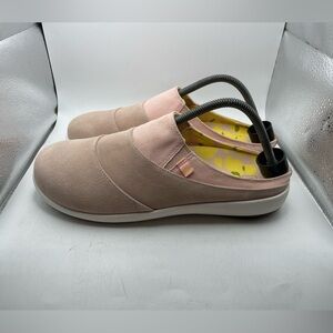 Spenco Siesta Nuevo Pink Slip-On mules Women's Shoes size 9.5D